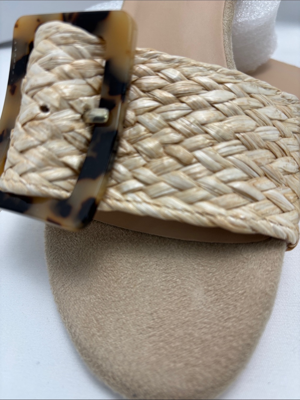 Scoop Women’s 8 Woven Raffia Slide Sandals with Tortoise Buckle - Natural - Picture 12 of 13
